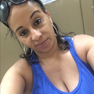 Meet your Posher, Selena